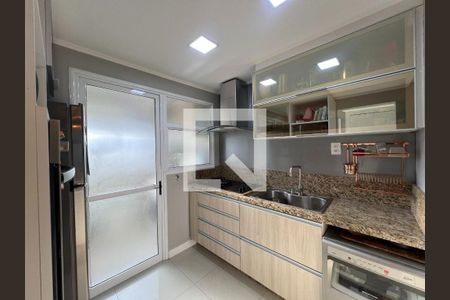 Cozinha de casa de condomínio à venda com 3 quartos, 170m² em Marechal Rondon, Canoas