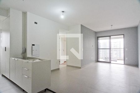 Sala de apartamento à venda com 3 quartos, 86m² em City América, São Paulo