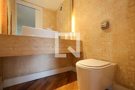 Lavabo de apartamento para alugar com 3 quartos, 211m² em Vila Suzana, São Paulo