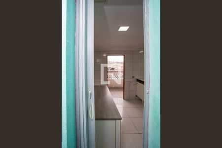 Lavabo de casa para alugar com 3 quartos, 98m² em Jardim Miriam, São Paulo