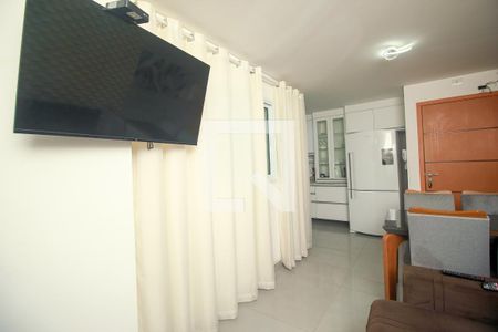 Sala de apartamento à venda com 2 quartos, 45m² em Vila Pires, Santo André