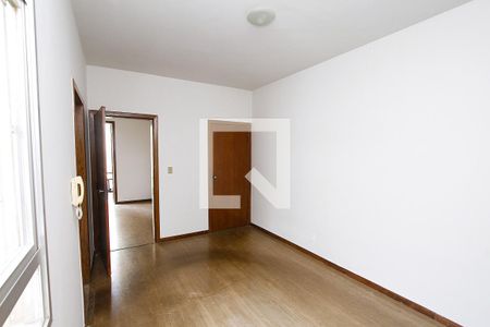 Sala  de apartamento para alugar com 4 quartos, 100m² em Buritis, Belo Horizonte
