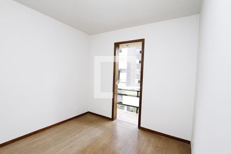 Quarto 1 de apartamento para alugar com 4 quartos, 100m² em Buritis, Belo Horizonte