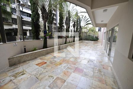 Apartamento para alugar com 3 quartos, 135m² em Setor Bueno, Goiânia