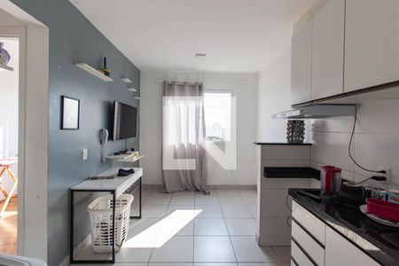 Sala/Cozinha de apartamento para alugar com 2 quartos, 33m² em Vila Nova Curuca, São Paulo
