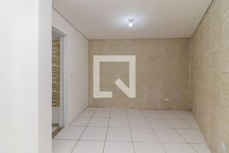 Quarto 1 de casa para alugar com 2 quartos, 80m² em Vila Basileia, São Paulo