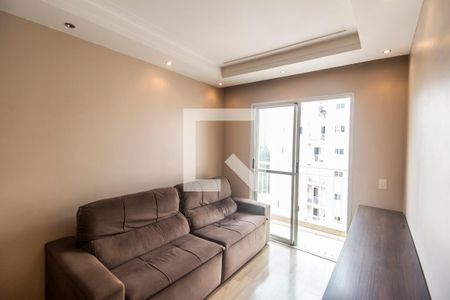 Sala  de apartamento para alugar com 3 quartos, 68m² em Jardim Tupanci, Barueri