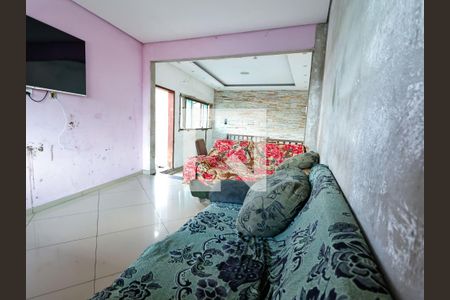 Sala 2 de casa para alugar com 3 quartos, 109m² em Goiânia, Belo Horizonte