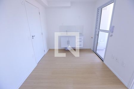 Sala/Cozinha de apartamento para alugar com 2 quartos, 29m² em Jardim Jaragua, São Paulo