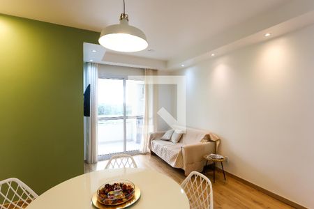Sala  de apartamento para alugar com 3 quartos, 65m² em Jardim Ampliacao, São Paulo