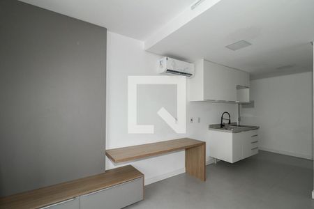 Sala / Quarto / Cozinha de apartamento à venda com 1 quarto, 30m² em Independência, Porto Alegre