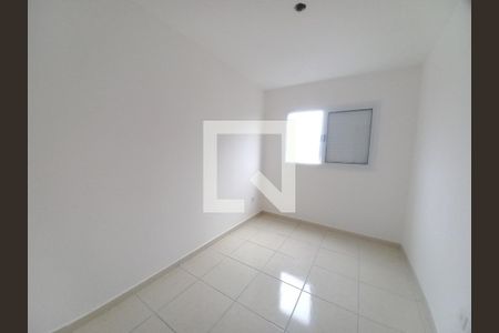 Quarto 1 de apartamento para alugar com 2 quartos, 45m² em Parque Sao Vicente, São Vicente