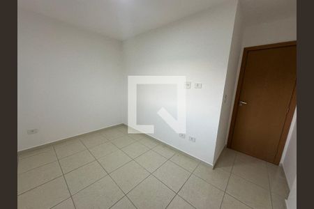 Quarto 1 de apartamento para alugar com 2 quartos, 45m² em Parque Sao Vicente, São Vicente