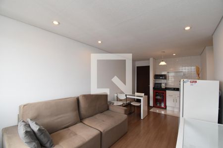 Sala/Cozinha de apartamento para alugar com 1 quarto, 61m² em Centro, Curitiba