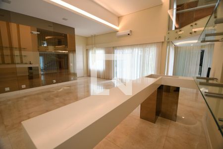 Sala de casa de condomínio para alugar com 4 quartos, 420m² em Loteamento Alphaville Campinas, Campinas