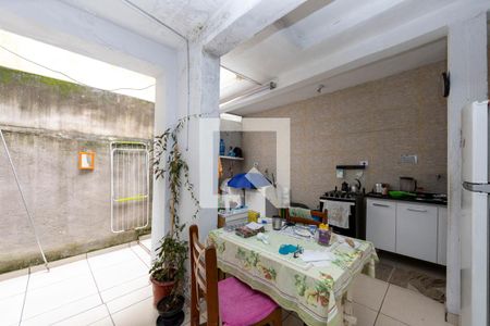 Corredor de casa para alugar com 3 quartos, 145m² em Jardim Regina Alice, Barueri