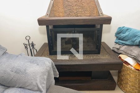 Detalhe da Sala - Lareira de casa à venda com 3 quartos, 280m² em Tristeza, Porto Alegre