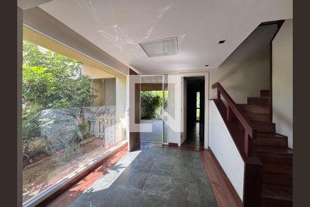 Sala de casa de condomínio à venda com 5 quartos, 460m² em Barra da Tijuca, Rio de Janeiro