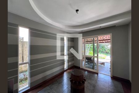 Sala de casa de condomínio à venda com 5 quartos, 460m² em Barra da Tijuca, Rio de Janeiro