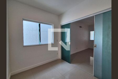 Casa de Condomínio para alugar com 5 quartos, 300m² em Recreio dos Bandeirantes, Rio de Janeiro