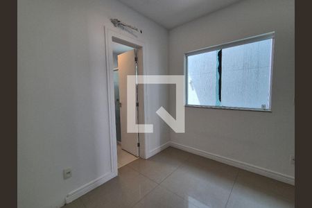 Casa de Condomínio para alugar com 5 quartos, 300m² em Recreio dos Bandeirantes, Rio de Janeiro