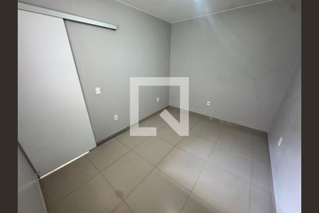 Casa para alugar com 2 quartos, 80m² em Qse 10, Brasília