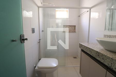 Banheiro Social de casa para alugar com 3 quartos, 185m² em Tubalina, Uberlândia