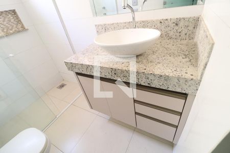 Banheiro Social de casa para alugar com 3 quartos, 185m² em Tubalina, Uberlândia