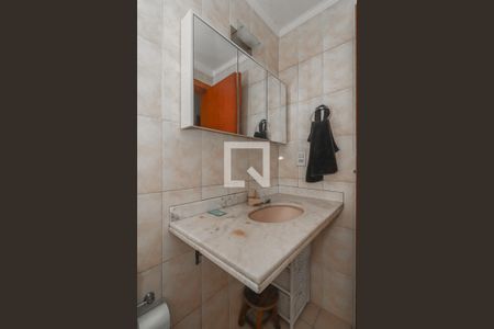 Banheiro da Suíte de apartamento à venda com 2 quartos, 67m² em Jardim Itu, Porto Alegre