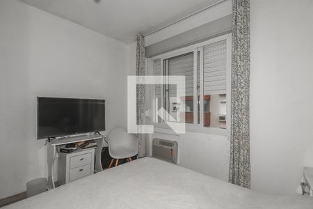Quarto Suíte de apartamento à venda com 2 quartos, 67m² em Jardim Itu, Porto Alegre