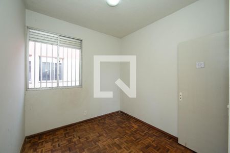 QUARTO2 de apartamento à venda com 3 quartos, 62m² em Camargos, Belo Horizonte