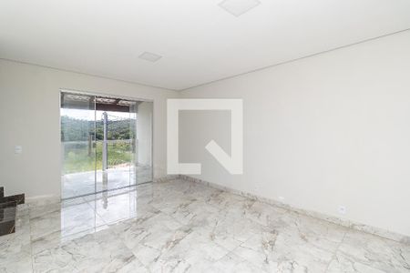 Sala de casa para alugar com 3 quartos, 300m² em Areias, Belo Horizonte