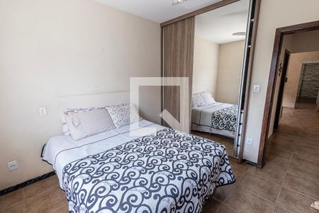 Quarto de casa para alugar com 3 quartos, 212m² em Candelária, Belo Horizonte