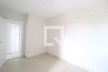 Suite de apartamento para alugar com 2 quartos, 61m² em Brasil, Uberlândia