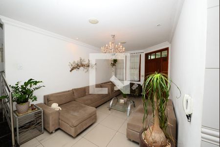 Casa à venda com 7 quartos, 700m² em Jardim Riacho das Pedras, Contagem