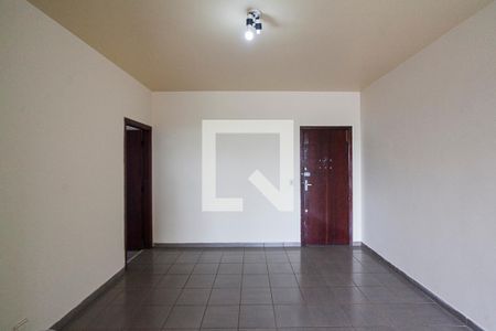 Apartamento para alugar com 3 quartos, 110m² em Martins, Uberlândia