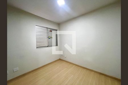 Casa para alugar com 2 quartos, 100m² em Castelo, Belo Horizonte