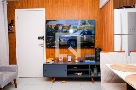 Sala de apartamento para alugar com 1 quarto, 47m² em Heliópolis, Belford Roxo