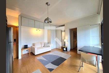Sala/Cozinha de apartamento para alugar com 1 quarto, 43m² em Itaim Bibi, São Paulo