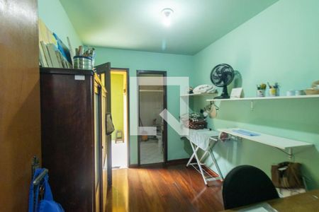 Quarto 1 Suite 1 de casa para alugar com 5 quartos, 400m² em Guabirotuba, Curitiba