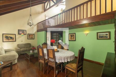 Sala de casa para alugar com 5 quartos, 400m² em Guabirotuba, Curitiba