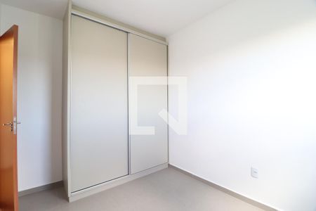 Quarto 1 de apartamento para alugar com 3 quartos, 68m² em Grand Ville, Uberlândia
