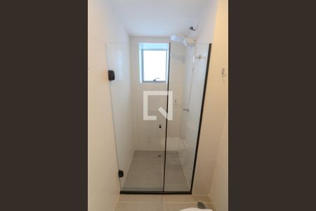 Banheiro de kitnet/studio para alugar com 1 quarto, 26m² em Jardins, São Paulo