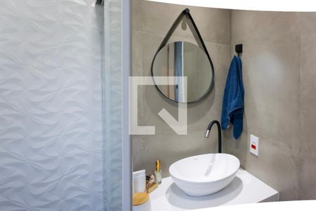 Banheiro da Suíte de apartamento à venda com 2 quartos, 79m² em Jardim Tupanci, Barueri