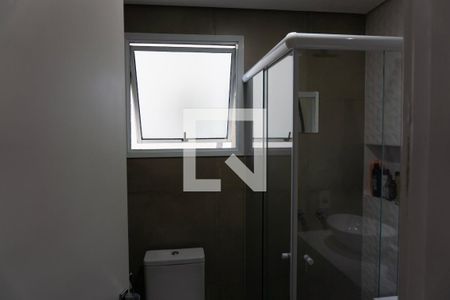 Banheiro da Suíte de apartamento à venda com 2 quartos, 79m² em Jardim Tupanci, Barueri