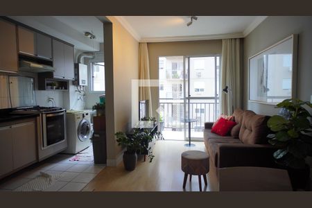 Sala e cozinha  de apartamento à venda com 3 quartos, 67m² em Tristeza, Porto Alegre