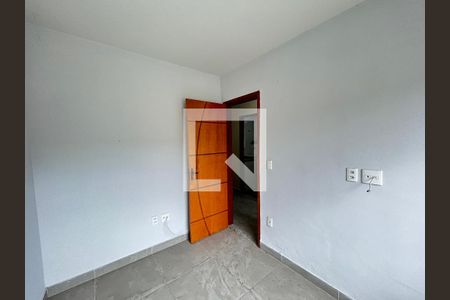 Quarto 1 de apartamento para alugar com 2 quartos, 36m² em Madureira, Rio de Janeiro