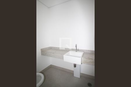 Lavabo de apartamento à venda com 3 quartos, 168m² em Vila Nova Conceição, São Paulo