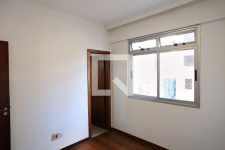 Suíte de apartamento para alugar com 3 quartos, 100m² em Lourdes, Belo Horizonte