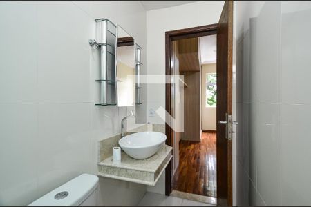 Banheiro Suíte de apartamento para alugar com 3 quartos, 70m² em Santa Cruz, Belo Horizonte